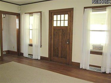 5th image of 228 Avondale Dr