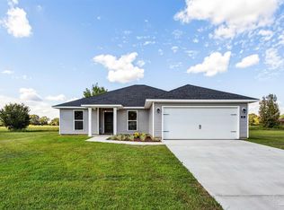 170 Saint Stephens Ct, Atmore, AL 36502