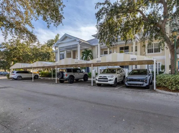 3510 54th Dr W Unit 202, Bradenton, FL 34210