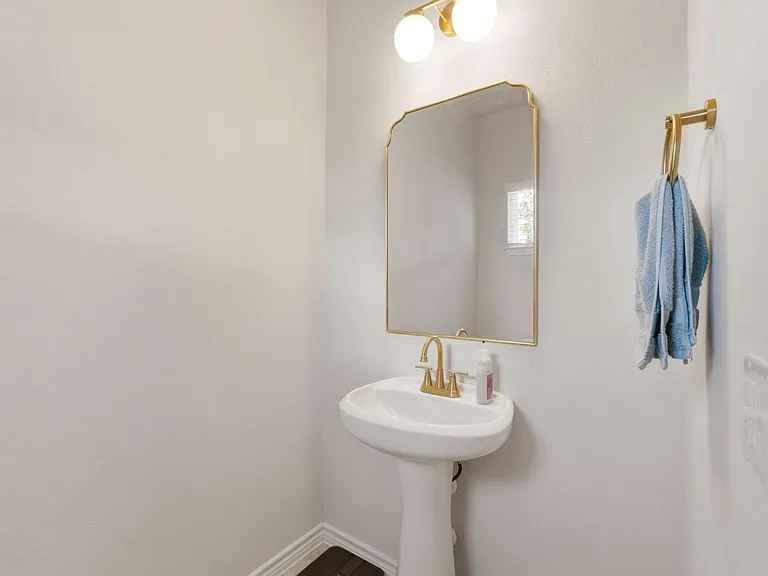 9207 Looksee Ln — Photo 23