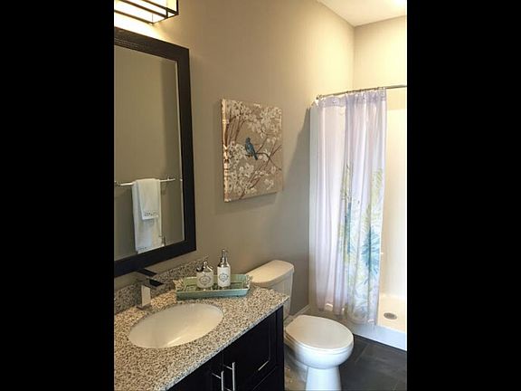 Full Bath off Bedroom Upstairs granite counters