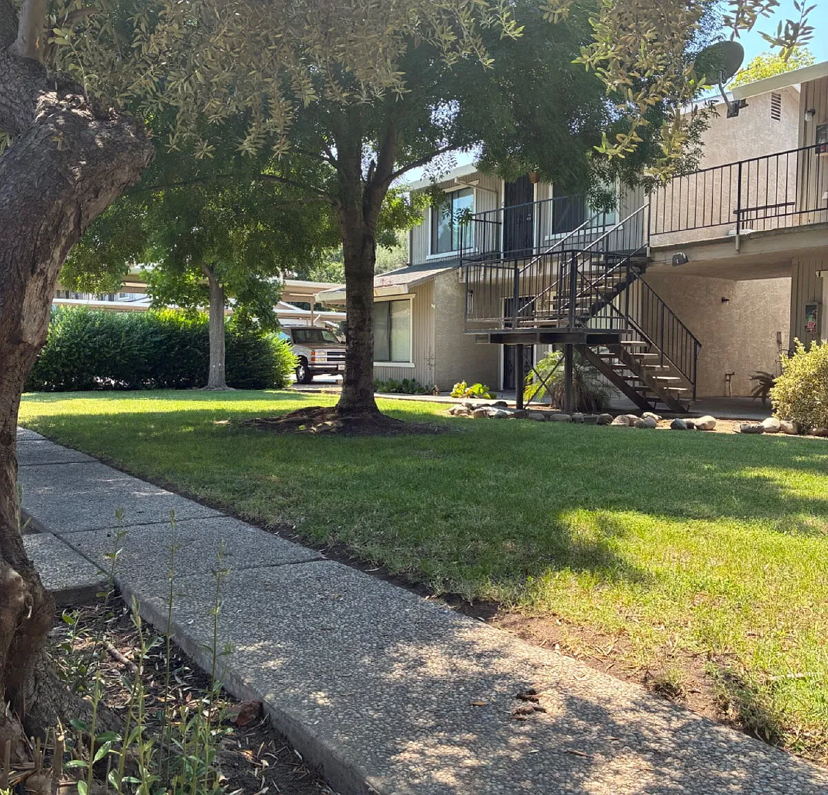 2 bed, 2.0 bath, 1100 sqft, $1,400 — Photo 4
