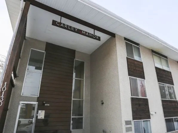 10130 152nd St NW, Edmonton, AB T5P 1X9