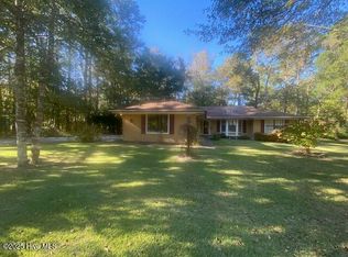 2 Pineridge Ct, Carolina Shor, NC 28467