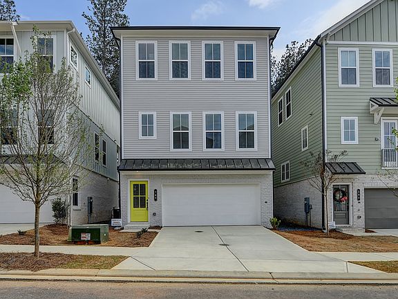 3rd image of 106 Pinecone Pl
