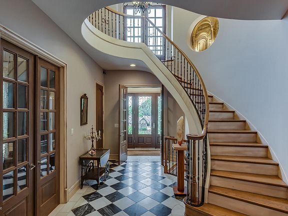 3rd image of 33035 Lake Forest Ct