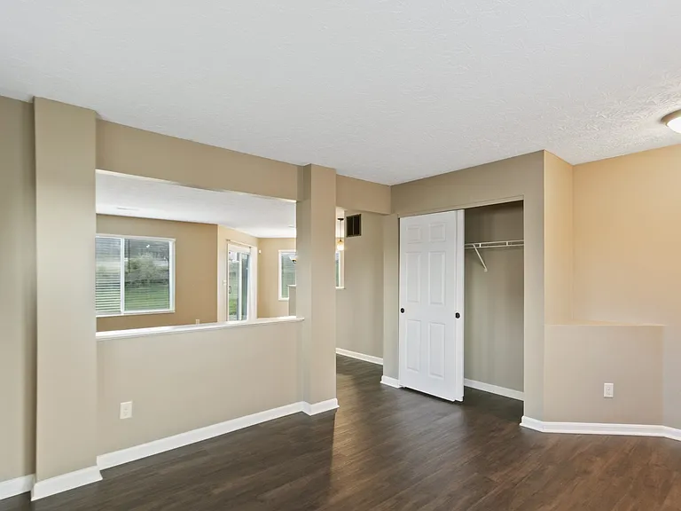 5877 Hayden Dr — Photo 7