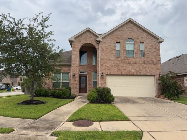 18107 Golden Falls Ln