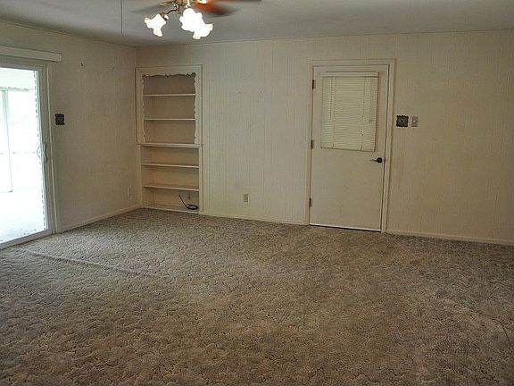 2nd image of 1010 Deaton St