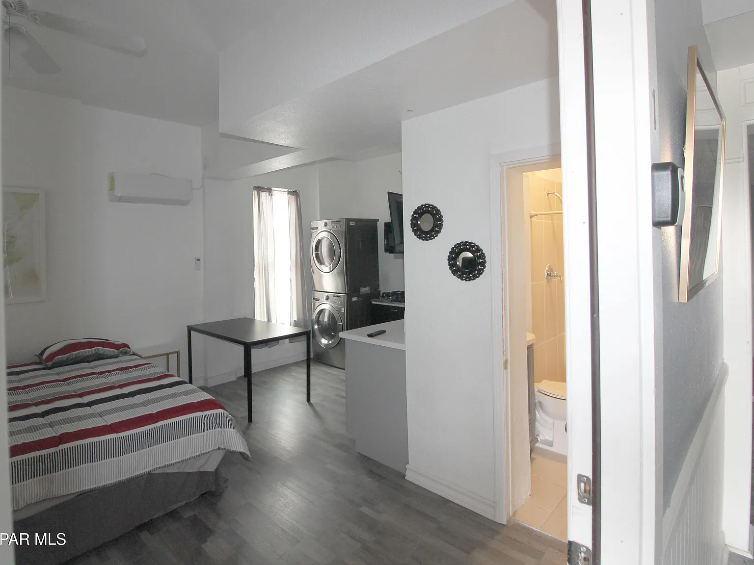 1 bed, 400 sqft, $600 — Photo 3