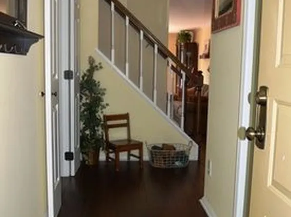 356 Paoli Woods Dr, Paoli, PA 19301