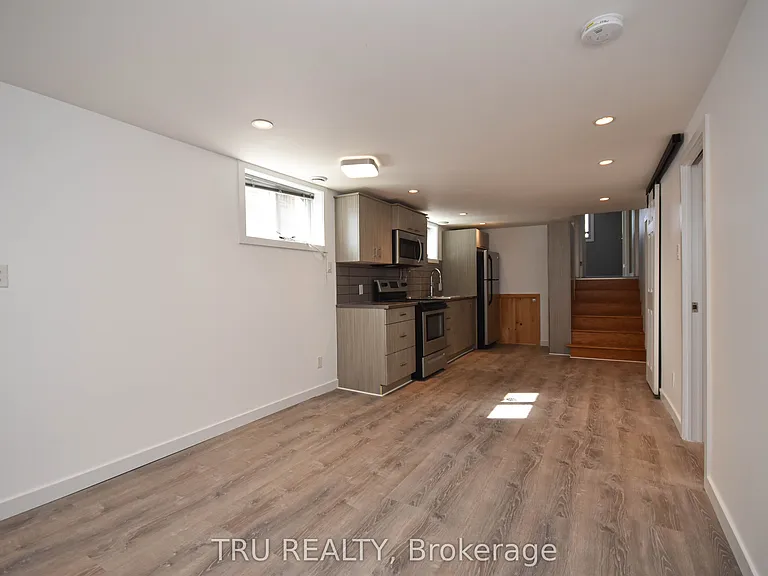 1847 Walkley Rd #B — Photo 13