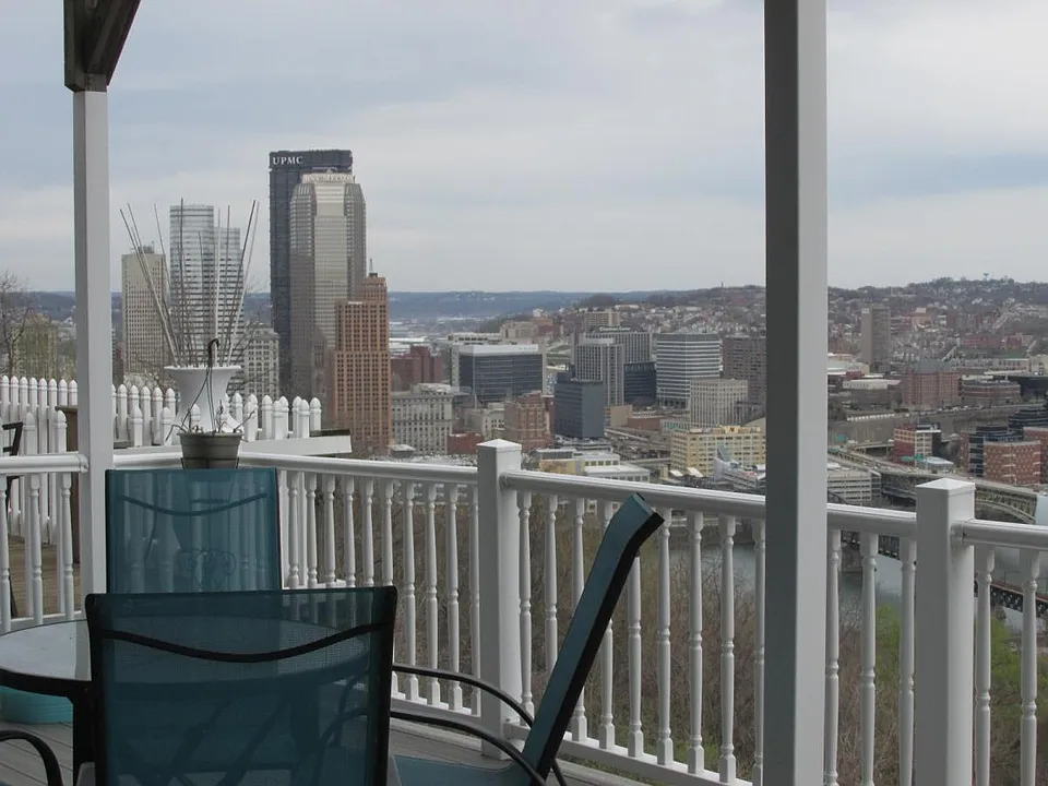HUGE composite deck with city view. This townhouse has TWO private city-view decks.