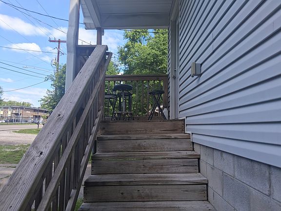 2nd image of 2548 Glenrose Ave