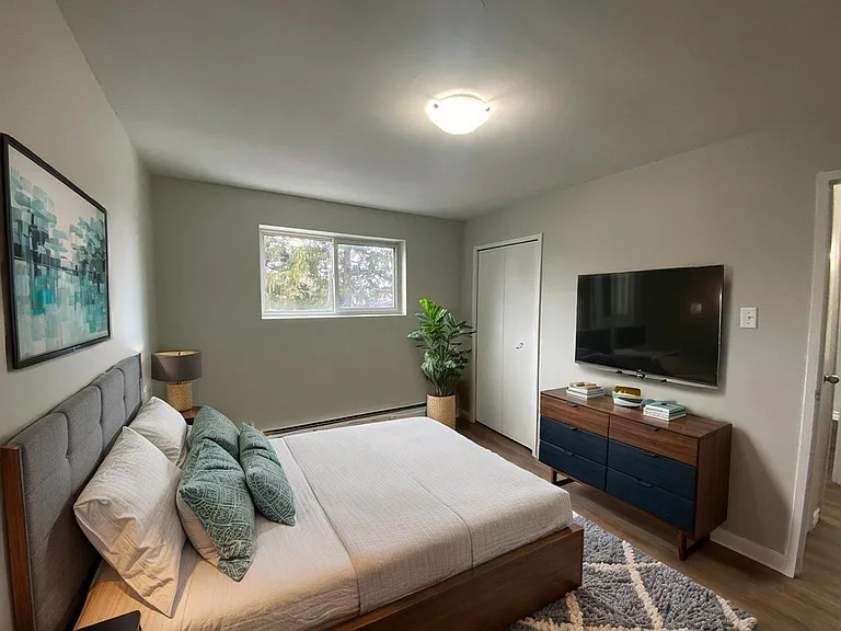 95 Oakville Ave #104 — Photo 6