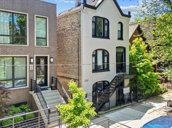 2233 W Shakespeare Ave APT 1F, Chicago, IL 60647