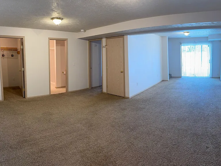 11719-21 E Nora Ave — Photo 6