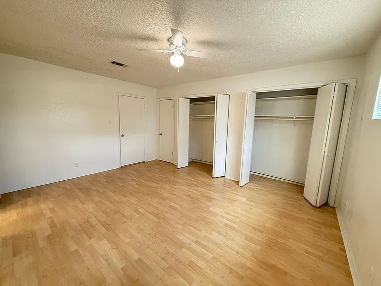 Penthouse — Photo 42