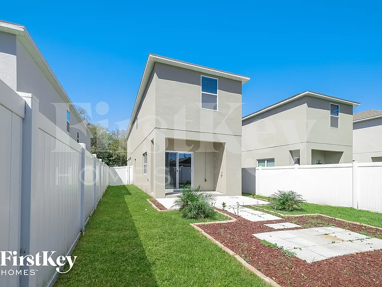 421 Finley Ave — Photo 14