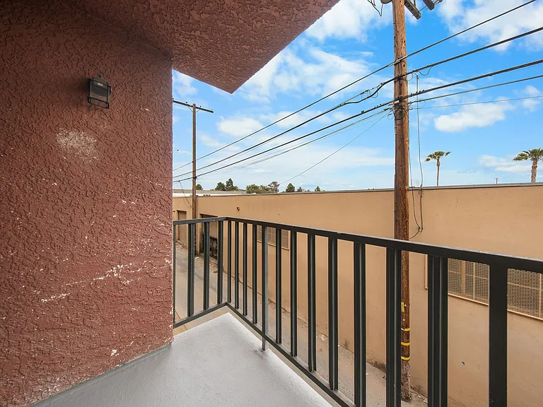 1362 Temple Ave. — Photo 11