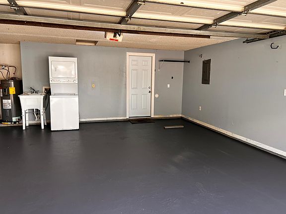4th image of 3416 King Richard Ct #1