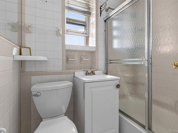 5th image of 52 Florida St APT 20