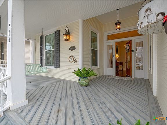 4th image of 563 Magazine Ave