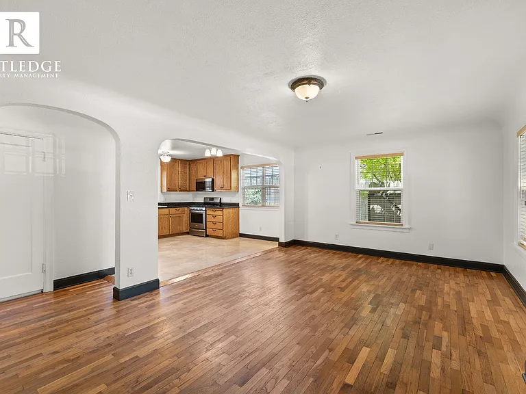 1117 Reddy Ave — Photo 11