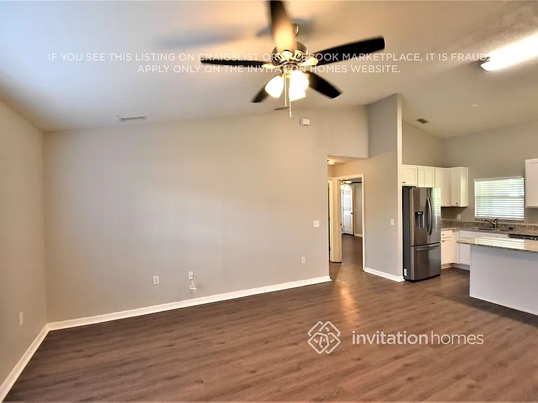505 Seven Oaks St — Photo 8