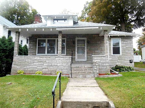 2nd image of 41 Somerset Ave