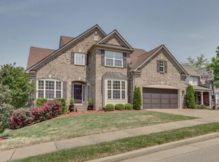 1021 Stone Ridge Dr, Nashville, TN 37211