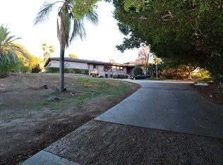 2341 Castlegate Ln, Vista, CA 92084