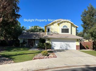 1051 Fremont Ave, Clovis, CA 93612