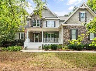 215 Harrison Pond Dr, Pittsboro, NC 27312