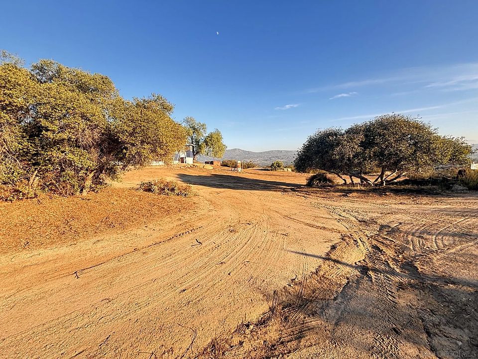 1st image of 0 Boulder Oaks Rd #25355