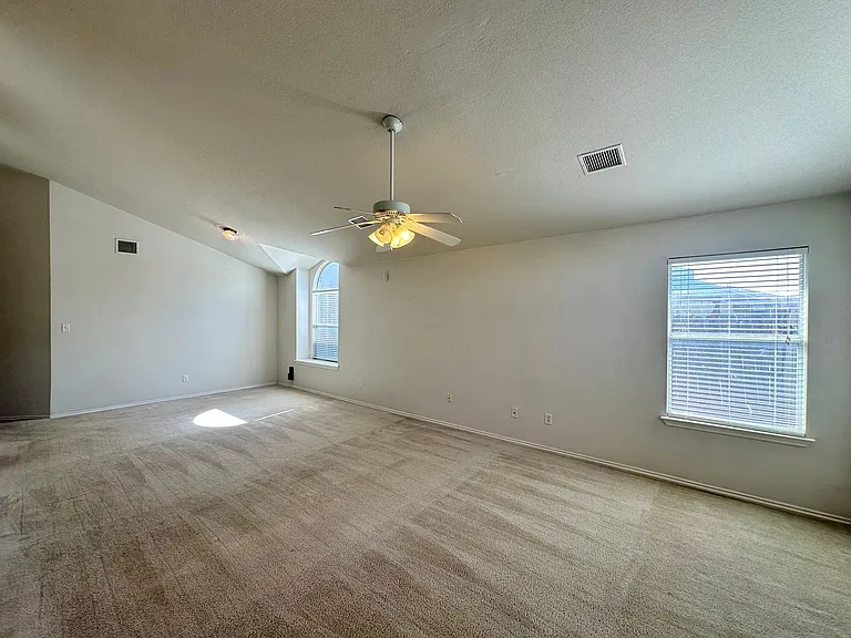 4700 Sydney Harbour Ct — Photo 9