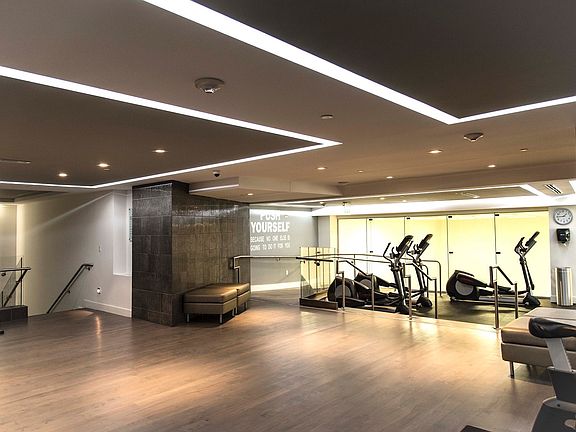 4th image of 901 Brickell Key Blvd APT 1002