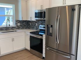 744 NW Ogden Ave, Bend, OR