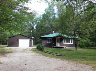 11636 Field St, Atlanta, MI 49709