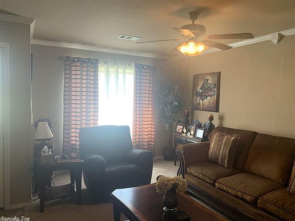 3rd image of 1501 Chervic Cir