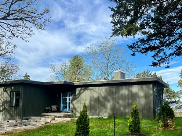 N5119 Sandstone Ave, Ripon, WI 54971