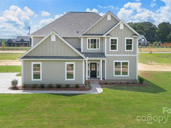 11555 Valley Oaks Ln, Stanfield, NC 28163