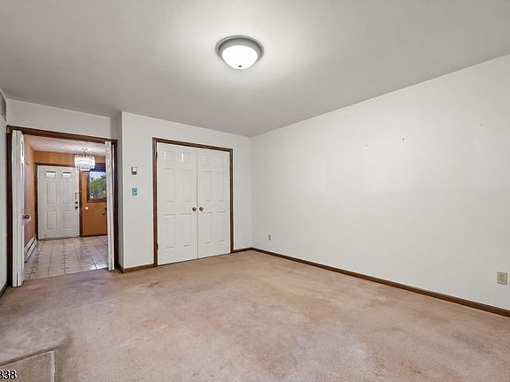 4th image of 140 Allwood Rd #E