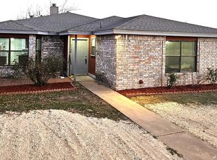 1134 S Concho Park Dr, San Angelo, TX 76903