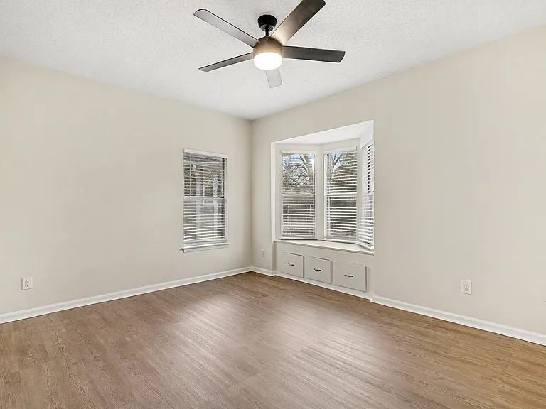 106 Ivy Green Ln SE #106 — Photo 4