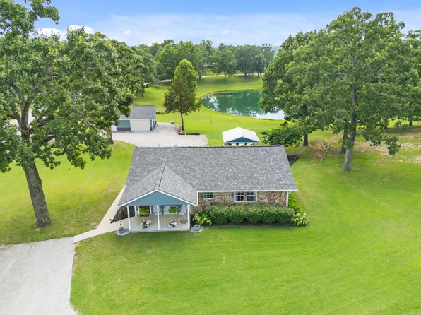 12 Sunrise Ct, Mountain Home, AR 72653