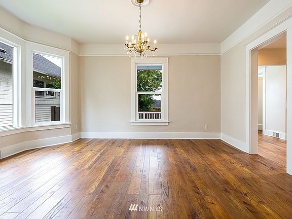 5th image of 607 N Sheridan Ave