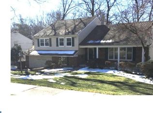 3274 Lenape Dr, Dresher, PA 19025