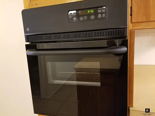 Rented by R New York | media 48