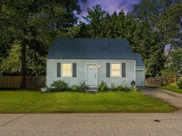 45 Chamberlain Avenue, Brunswick, ME 04011